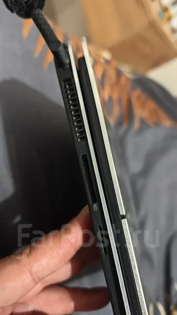 Sony VAIO Fit. 11.6", 2,2����, ��� 4 ��, ���� 128���, WiFi: 1, Bluetooth: 1 ����