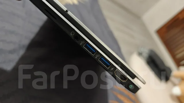 Sony VAIO Fit. 11.6", 2,2����, ��� 4 ��, ���� 128���, WiFi: 1, Bluetooth: 1 ����