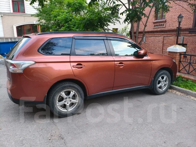 Mitsubishi Outlander. ��������, 4wd, 2.0 (146��.�.), ������, 71 300����. �� ����