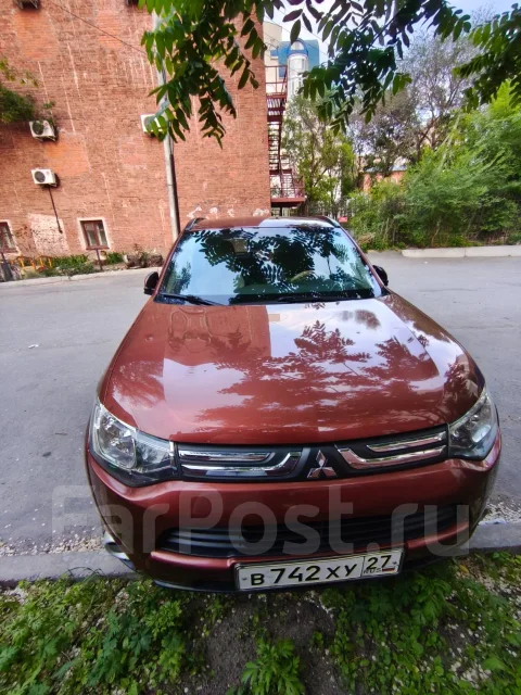 Mitsubishi Outlander. ��������, 4wd, 2.0 (146��.�.), ������, 71 300����. �� ����