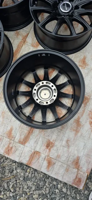 Lenso Vision-Bizon. 7.5x17", 6x139.7, ET28 ����
