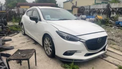 Mazda Axela. BMLFS, S5DPTS ����
