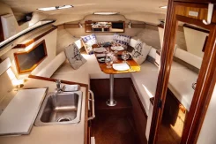 Searay Sundancer. 1995 ���, ����� 9��., ��������� ������������, 310��.�., ������ ����