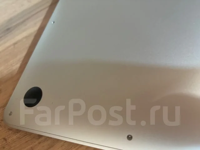 Apple MacBook Air 13 2017 Mid. 13.3", 1,8����, ��� 8 ��, ���� 128���, WiFi: 1, Bluetooth: 1 ����