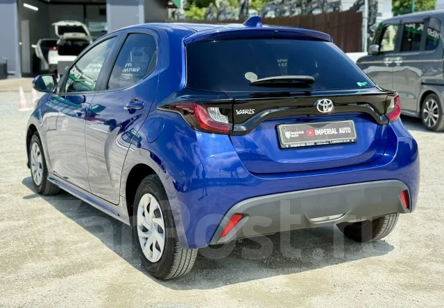 Toyota Yaris. �������, ��������, 1.0 (69��.�.), ������, 104 000����. �� ����
