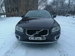 Volvo XC70 ����