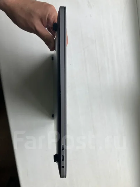 Apple MacBook Pro 15 2017 Mid. 15", 2,8����, ��� 16 ��, ���� 256���, WiFi: 1, Bluetooth: 1, ����������� �� 6��. ����