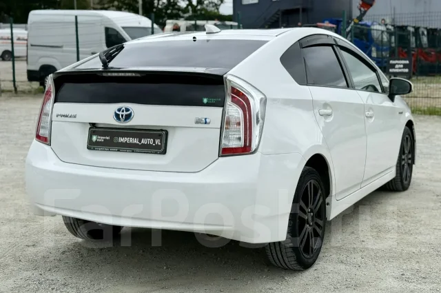 Toyota Prius. �������, ��������, 1.8 (99��.�.), ������, 169 000����. �� ����