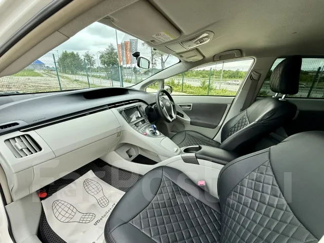 Toyota Prius. �������, ��������, 1.8 (99��.�.), ������, 169 000����. �� ����