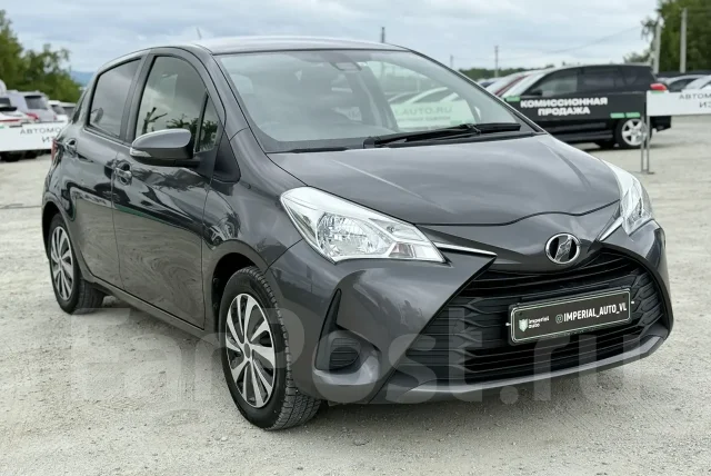 Toyota Vitz. �������, ��������, 1.0 (69��.�.), ������, 121 000����. �� ����