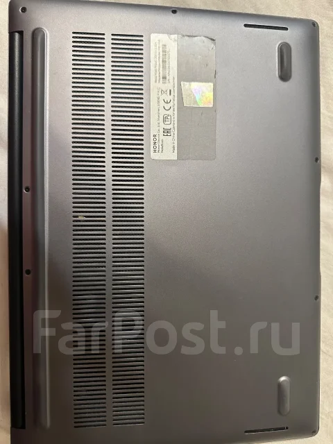 Honor MagicBook X 14. 14", ��� 8 ��, ���� 512���, WiFi: 1, Bluetooth: 1 ����