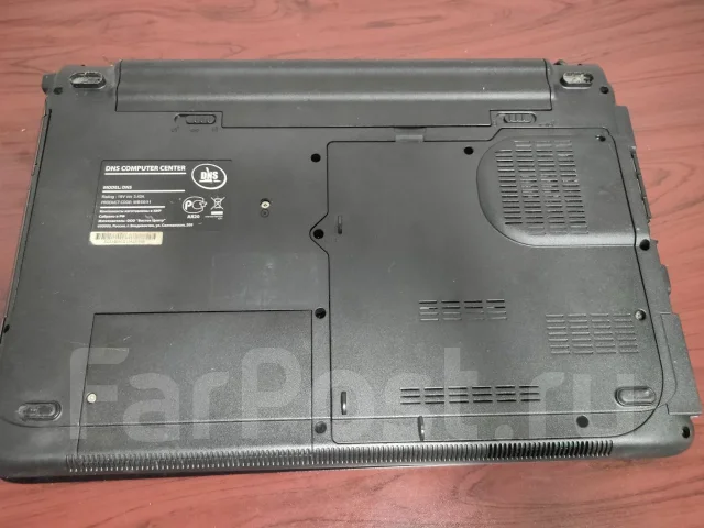 DNS. 15.6", 2,2����, ��� 2048 ��, ���� 320���, WiFi: 1, ����������� �� 1��. ����