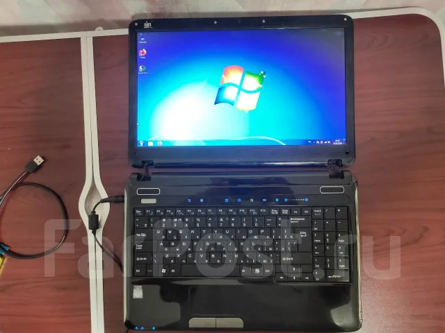 DNS. 15.6", 2,2����, ��� 2048 ��, ���� 320���, WiFi: 1, ����������� �� 1��. ����