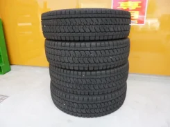 Bridgestone Blizzak VL10A