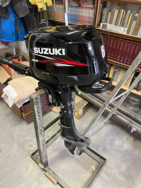 ������ �������� ����� Suzuki DF 6 ����