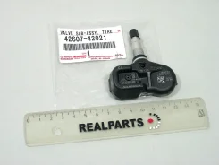 ������ �������� ������� � ������ - Original 100% Toyota ���. 4260742021 4260742021 ����