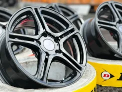 Bridgestone Potenza Adrenalin SW005. 7.0x16", 5x114.3, ET38, �� 73,1���. ����