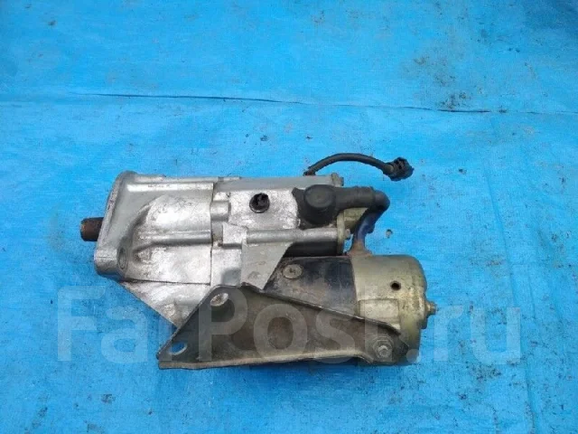 ������� Toyota Hiace 35600 ����