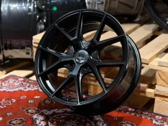 HRE P101. 7.0x16", 4x100, ET40, �� 73,1���. ����
