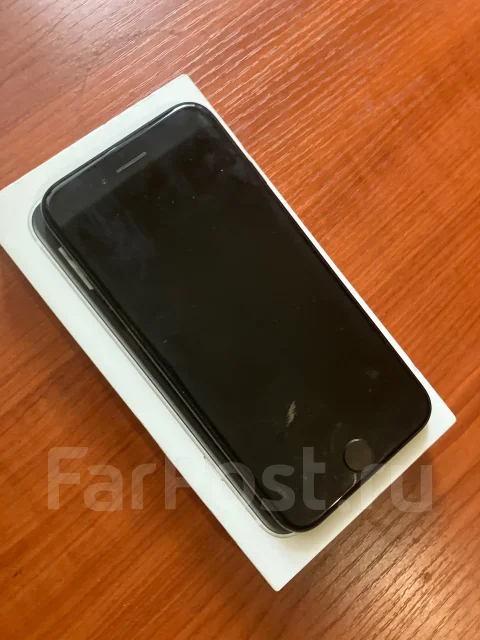 Apple iPhone SE 2020. �/�, 64 ��, ������, 4G LTE, NFC, eSIM ����
