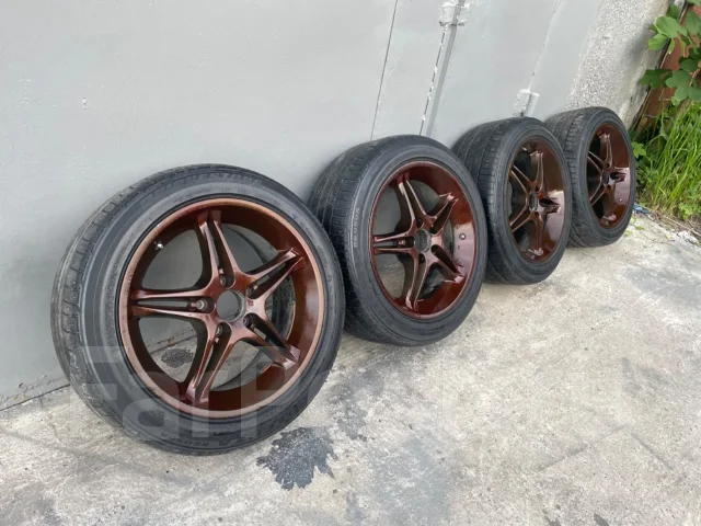 AVS Model 5. 8.0x17", 5x114.3, ET45 ����