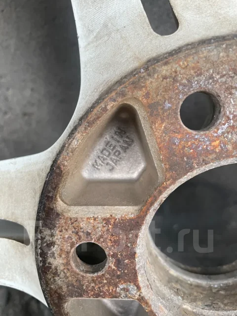 AVS Model 5. 7.5/8.0x17", 5x114.3, ET40/45 ����