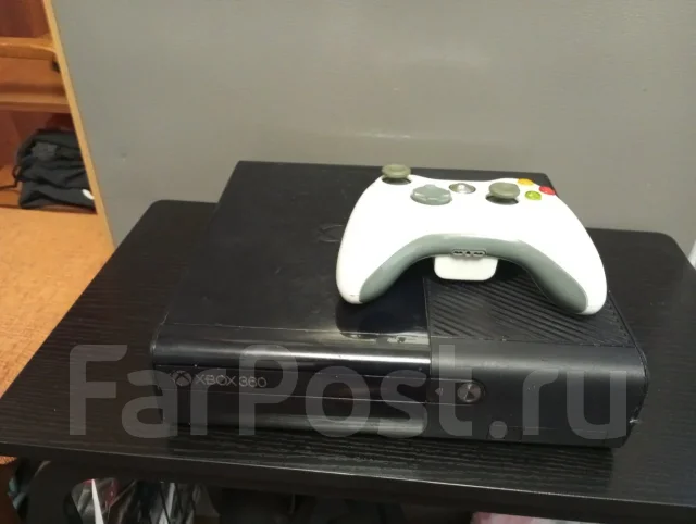 Microsoft Xbox 360 E ����