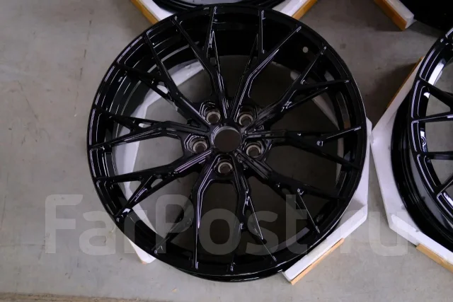 �������� �����. 8.5x20", 5x114.3, ET35, �� 60,1���. ����