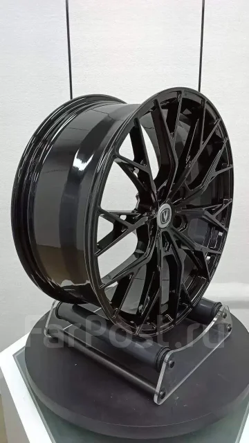 �������� �����. 8.5x20", 5x114.3, ET35, �� 60,1���. ����