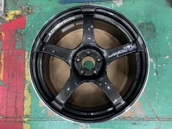 Advan Racing TC-4