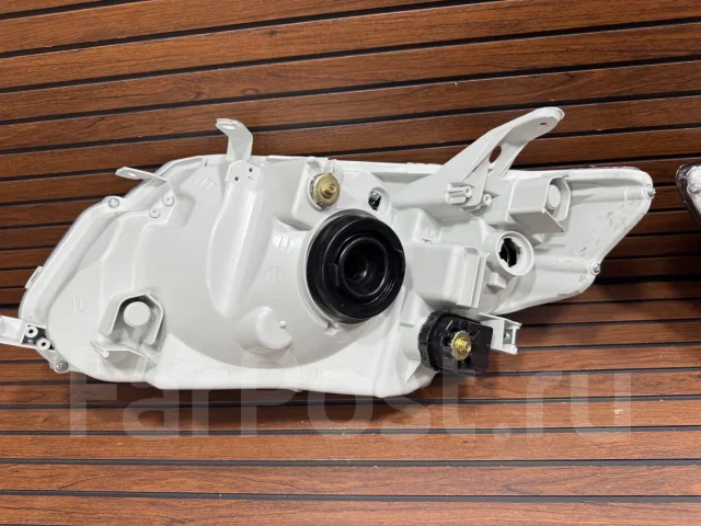 ���� ������ Toyota Corolla Fielder / Axio E140 2006-2012� 8115012C80 ����