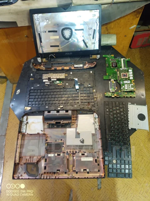 Asus ROG G750JM ����