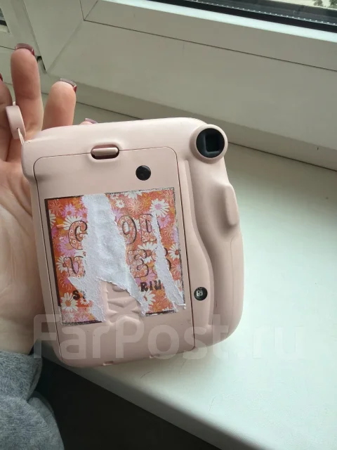 Fujifilm Instax Mini 11 ����