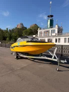 Crownline. 2002 ���, ����� 5,5��., ��������� ������������, 220��.�., ������ ����