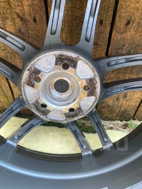 AVS Model T5. 8.0x19", 5x100, ET48, �� 73���. ����