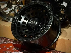 Fuel Off-Road Zephyr. 8.5x17", 6x139.7, ET0, �� 110���. ����