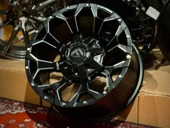 Fuel Off-Road Assault. 8.5x17", 6x139.7, ET0, �� 110���. ����