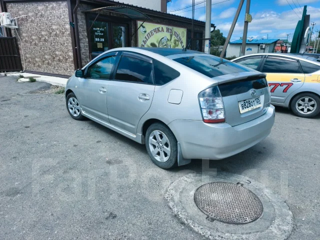 Toyota Prius. ��������, ��������, 1.5 (72��.�.), ������, 252 000����. �� ����