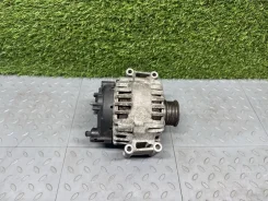 ��������� Audi TT 2011 06H903017E 8J CESA 06H903017E ����