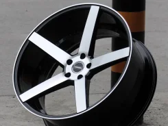 Vossen CV3-R. 10.0x22", 5x114.3, ET35, �� 73,1���. ����