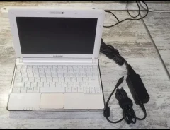 Samsung N140. 10.1", WiFi: 1, Bluetooth: 1 ����