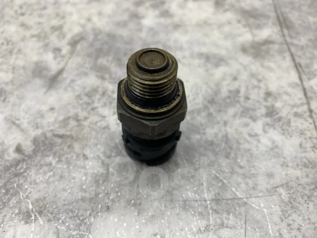 ������ �������� Renault Premium 20796744 20796744 ����
