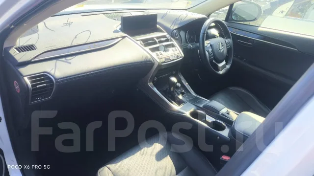 Lexus NX300h ����