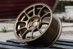 RAYS Volk Racing ZE40. 7.0x15", 4x100, ET35, �� 73,1���. ����