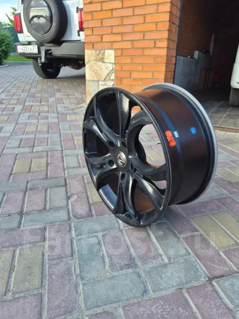 Dizzard. 8.5x20", 5x150, ET50 ����