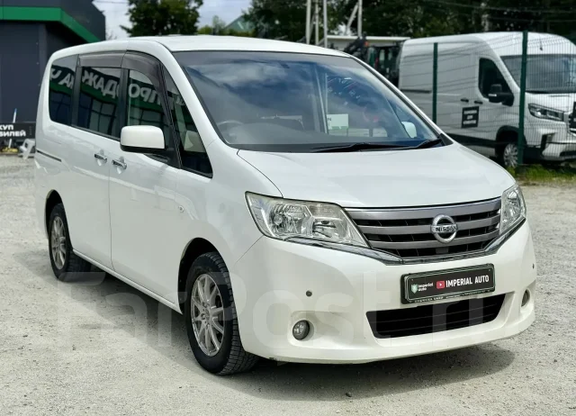 Nissan Serena. �������, ��������, 2.0 (147��.�.), ������, 223 000����. �� ����