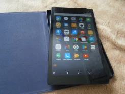 Lenovo Tab 3 8 Plus TB-870F. 8 ������, ������ �� 8 �� ����