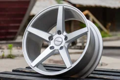 Vossen VPS-303. 8.0x17", 5x114.3, ET35, �� 73,1���. ����