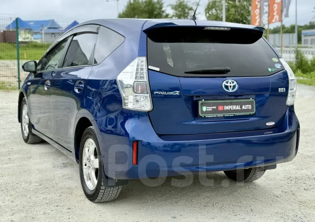 Toyota Prius a. �������, ��������, 1.8 (99��.�.), ������, 198 000����. �� ����