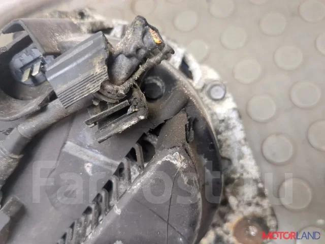 ��������� Volkswagen Fox 2005-2011 21276581 03D903025H ����